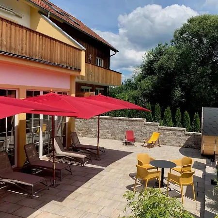 Schwarzholz Apartamento Viechtach